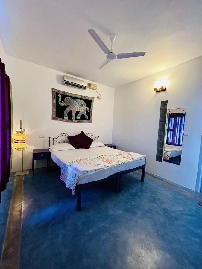 Chameleon Beach Resort, Cherai Коччи Экстерьер фото